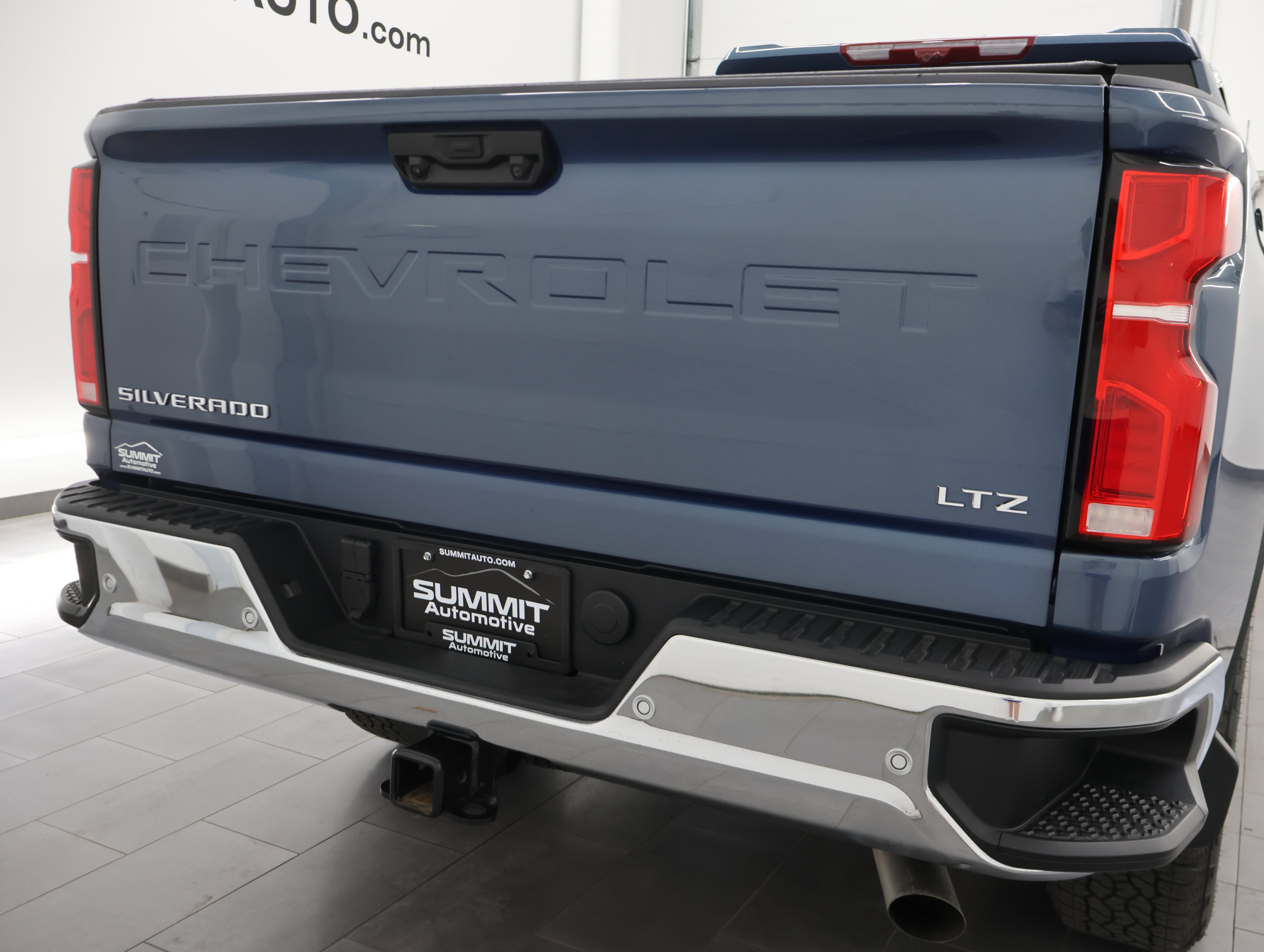 Used 2026 Chevrolet Silverado 3500 LTZ w/ LTZ Plus Package AWD/4WD image 32