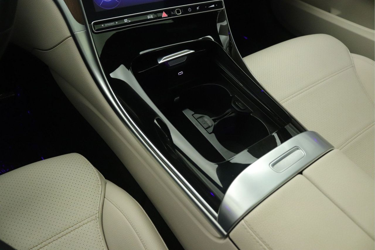 Certified 2024 Mercedes-Benz C 300 Sedan image 15