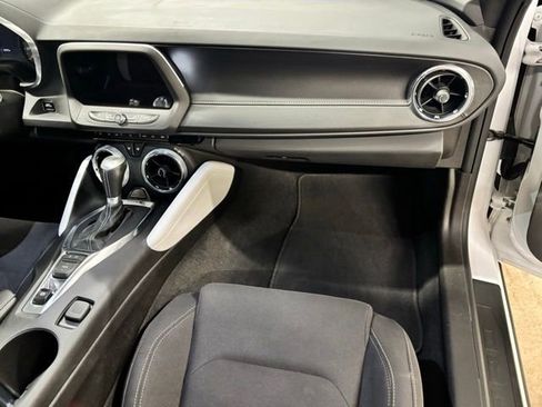 Used 2022 Chevrolet Camaro SS RWD image 19