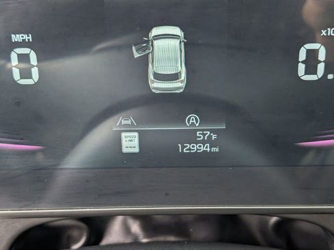 Used 2025 Kia Sportage EX AWD/4WD image 26
