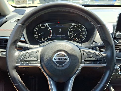Used 2022 Nissan Altima 2.5 SR FWD image 18