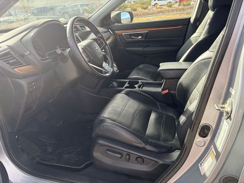 Used 2017 Honda CR-V Touring image 14