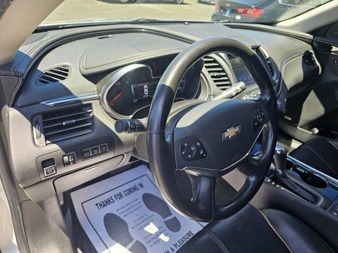 Used 2017 Chevrolet Impala Premier w/ Enhanced Convenience Package FWD image 34
