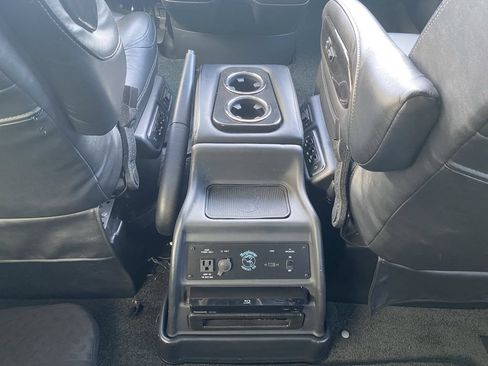 Used 2024 Mercedes-Benz Sprinter 2500 image 7