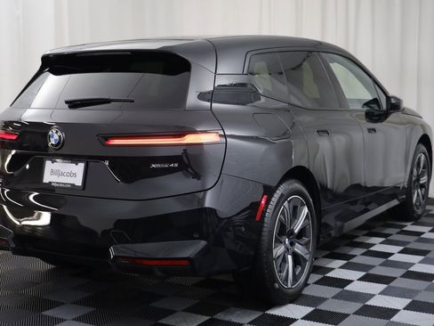 New 2026 BMW iX xDrive45 image 17