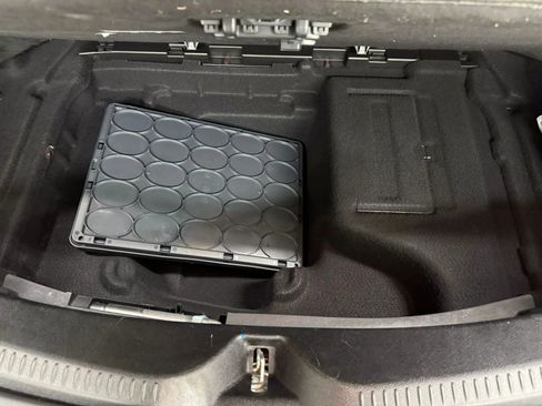 Used 2018 Mercedes-Benz E 400 Coupe image 46