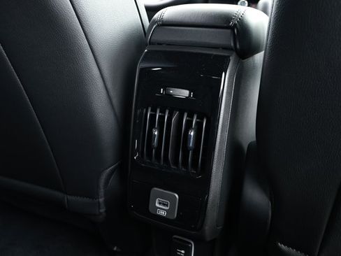 New 2026 Jeep Compass Latitude AWD/4WD image 29