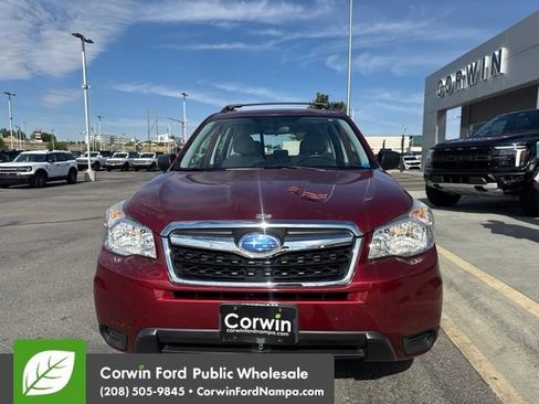 Used 2015 Subaru Forester 2.5i w/ Alloy Wheel Package AWD/4WD image 2