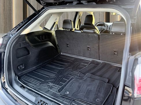 Used 2023 Ford Edge SEL w/ Convenience Package image 14