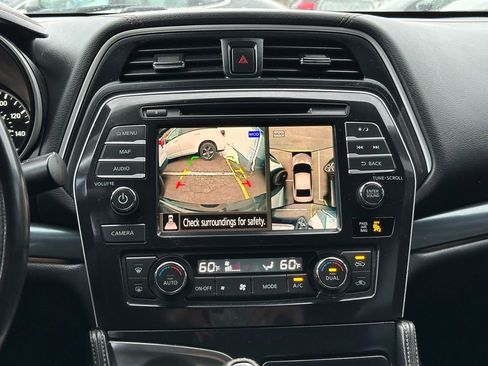 Used 2020 Nissan Maxima SR w/ Sport Mat Group image 18