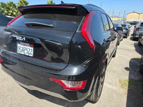 Used 2023 Kia Niro Wind FWD image 2