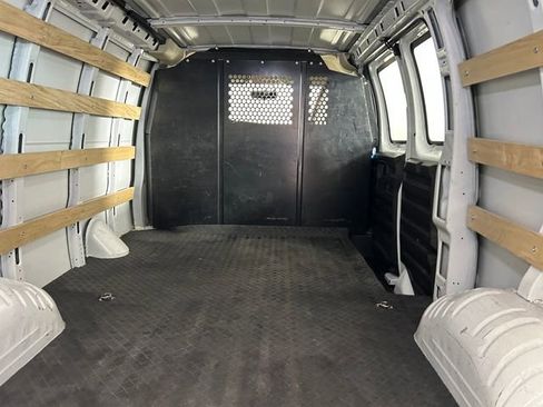 Used 2024 Chevrolet Express 2500 w/ Driver Convenience Package image 24