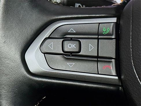 Certified 2022 Jeep Compass Limited image 34