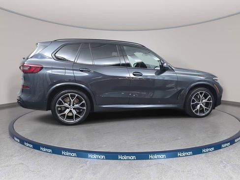 Used 2020 BMW X5 M50i image 5