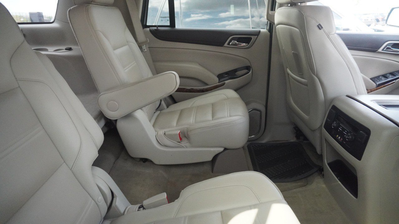 Used 2015 GMC Yukon Denali w/ Touring Package RWD image 11