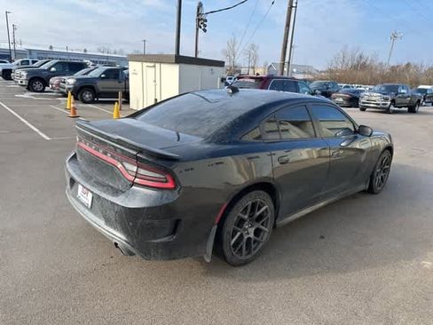 Used 2018 Dodge Charger R/T image 23
