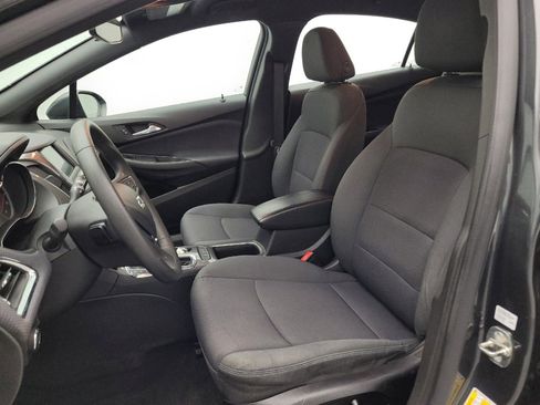 Used 2019 Chevrolet Cruze LT w/ Convenience Package image 17