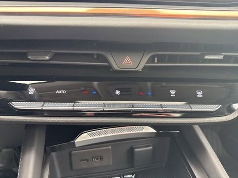 New 2026 Buick Envision Avenir AWD/4WD image 43