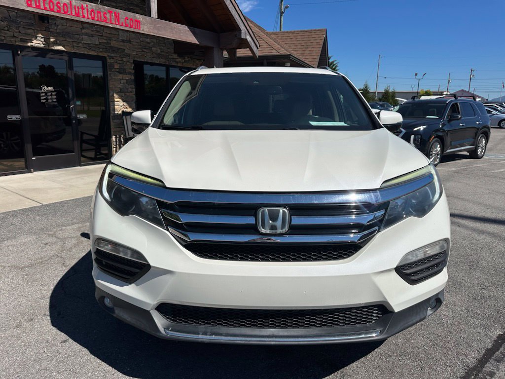 Used 2018 Honda Pilot Touring image 14