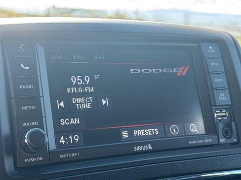 Used 2018 Dodge Grand Caravan SE image 19