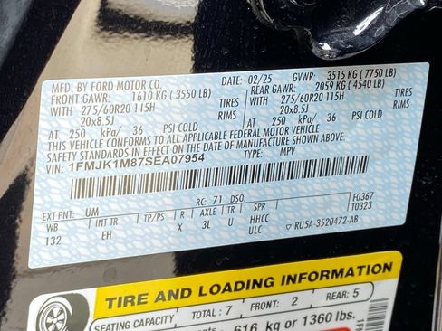 Used 2025 Ford Expedition Max Platinum AWD/4WD image 39