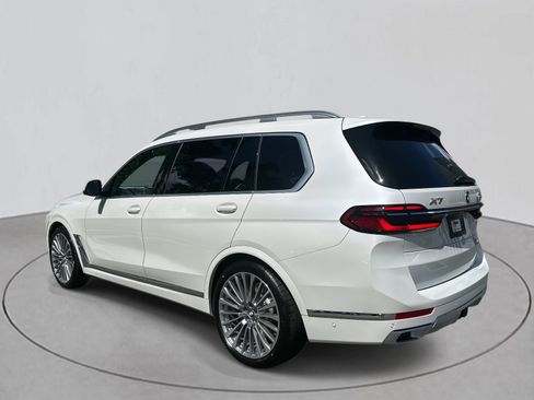New 2026 BMW X7 xDrive40i image 3