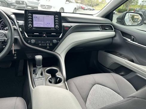 Used 2024 Toyota Camry LE image 14