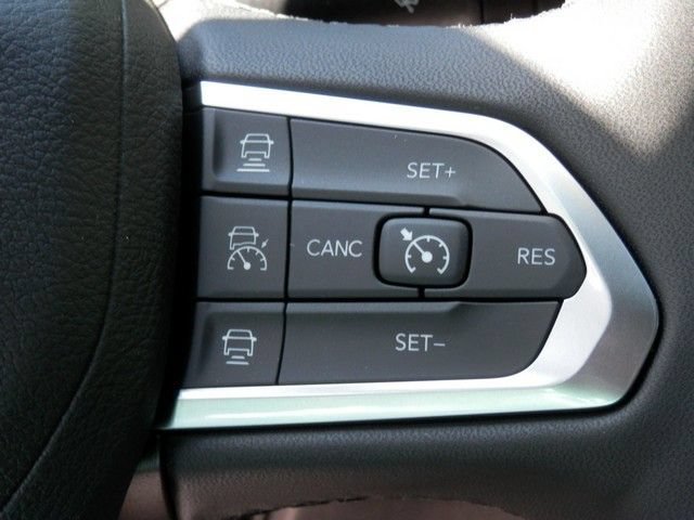 New 2026 Jeep Compass Limited w/ Sun, Sound & Navigation Group AWD/4WD image 21
