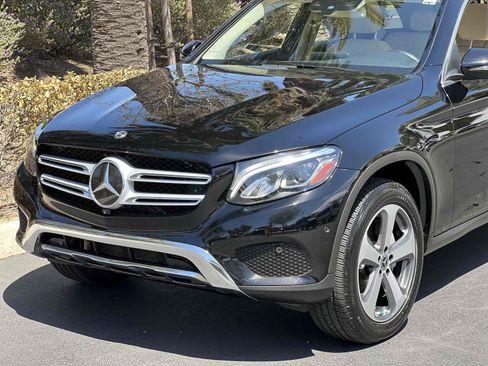 Used 2018 Mercedes-Benz GLC 300 4MATIC image 52