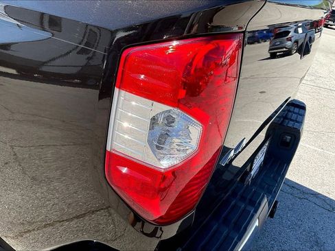 Used 2019 Toyota Tundra Limited image 32