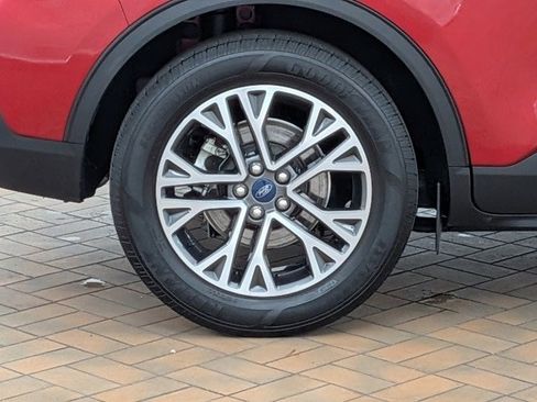 Certified 2020 Ford Escape SEL image 11