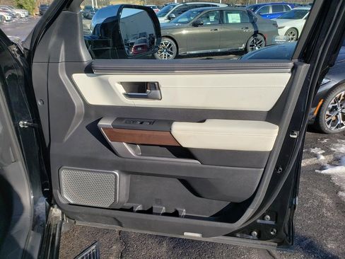 Used 2024 Toyota Sequoia Capstone image 18