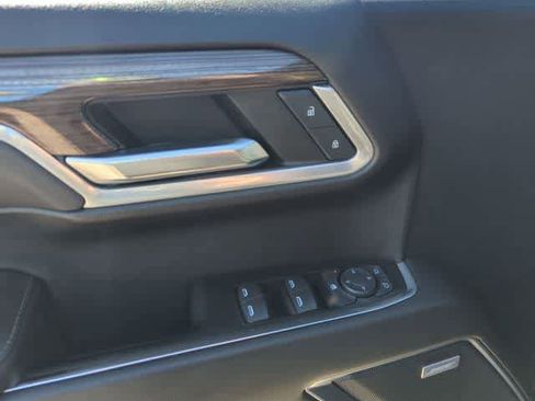 Certified 2022 Chevrolet Silverado 1500 RST image 22