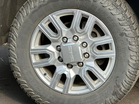 Used 2020 GMC Sierra 2500 SLT w/ SLT Premium Plus Package image 33