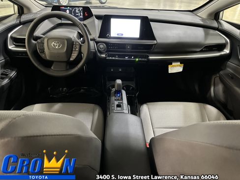 New 2026 Toyota Prius LE image 25