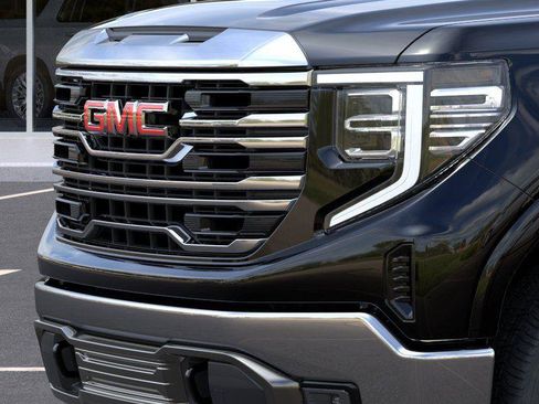 New 2026 GMC Sierra 1500 SLT w/ SLT Premium Package AWD/4WD image 13