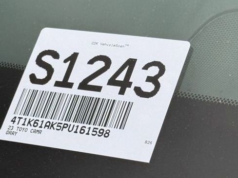 Used 2023 Toyota Camry XSE image 33