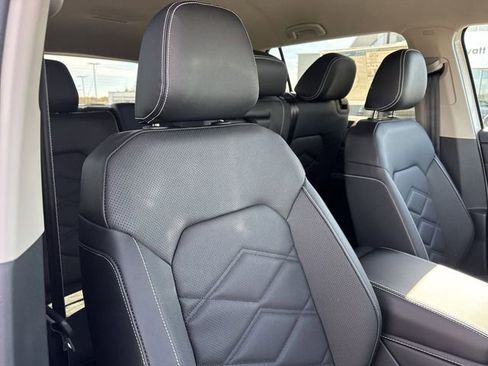 New 2026 Volkswagen Atlas SE image 24