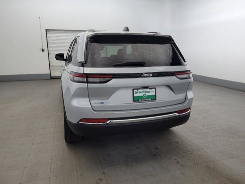 Used 2023 Jeep Grand Cherokee 4WD 4xe image 6