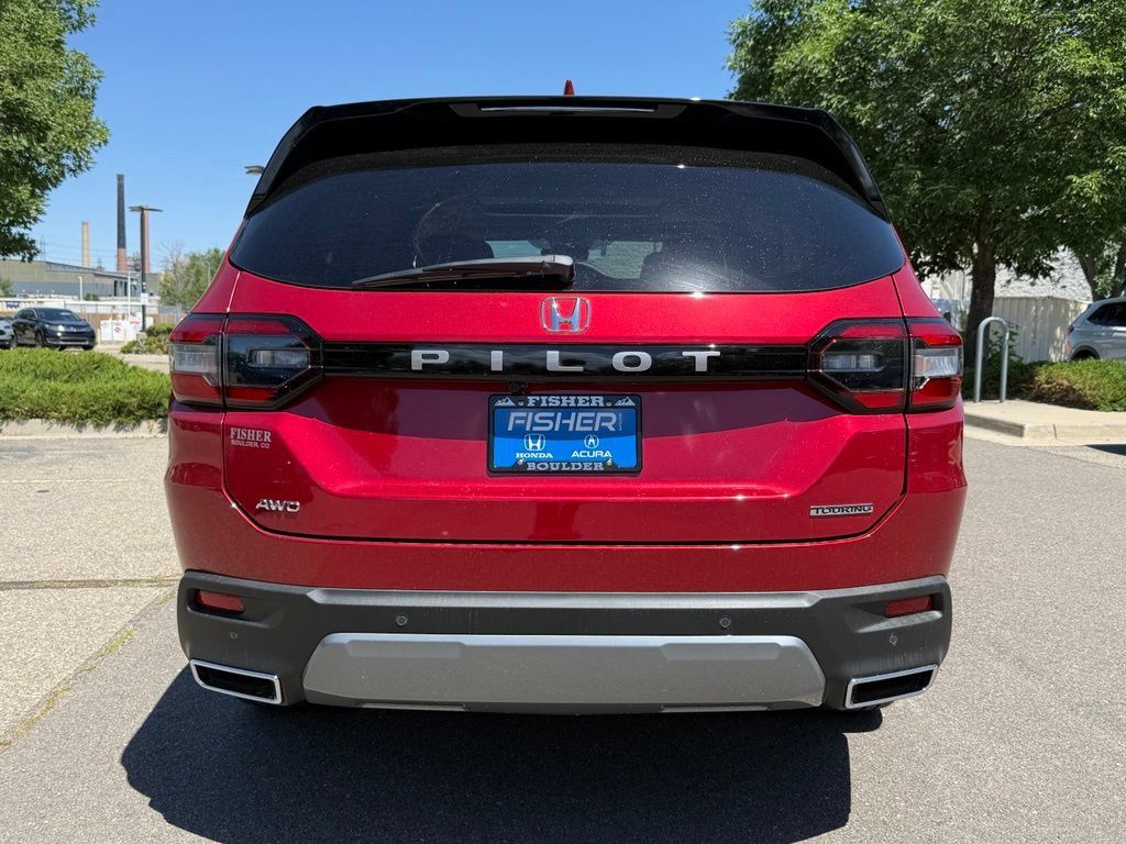 New 2026 Honda Pilot Touring image 6
