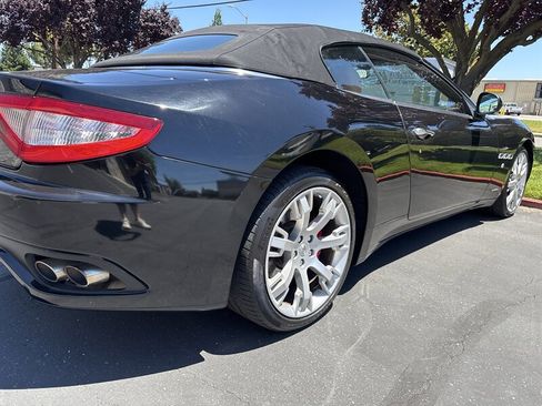 Used 2016 Maserati GranTurismo Convertible RWD image 10