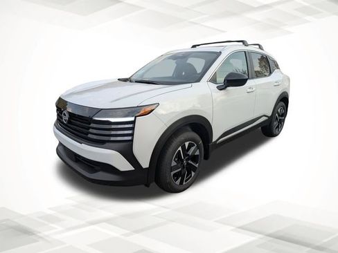 New 2026 Nissan Kicks SV w/ SV Premium Package image 7