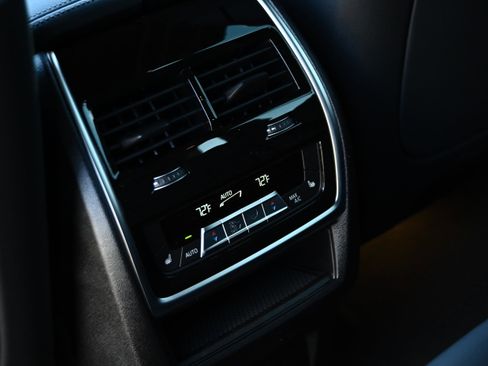 New 2026 BMW X5 sDrive40i w/ Climate Comfort Package image 22