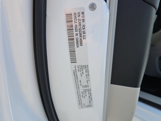 Used 2024 Chrysler Pacifica Limited FWD image 16