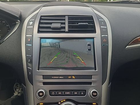 Used 2018 Lincoln MKZ Select AWD/4WD image 23