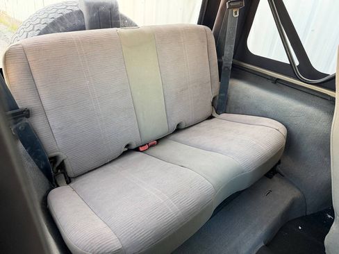 Used 2003 Jeep Wrangler X AWD/4WD image 15
