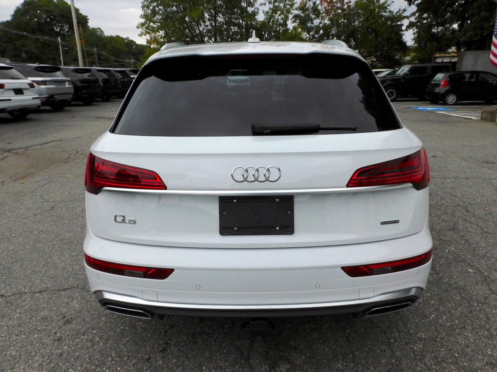 Used 2022 Audi Q5 2.0T Premium Plus AWD/4WD image 4