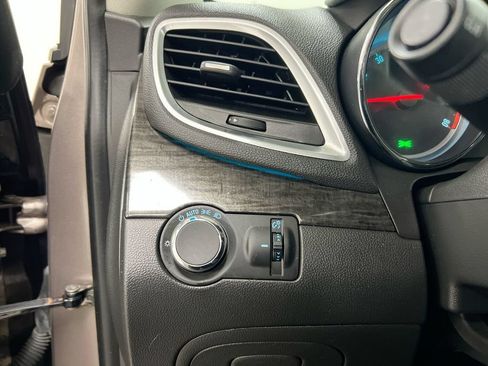 Used 2014 Buick Encore FWD image 18