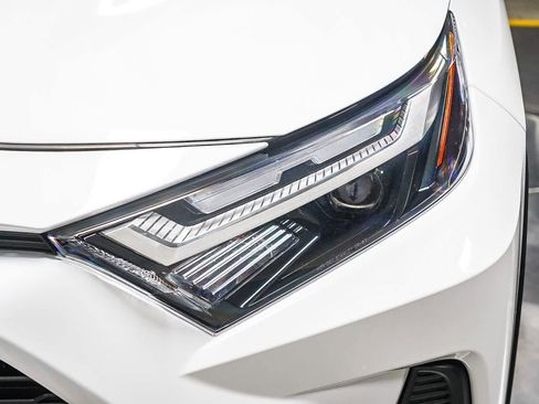 Certified 2025 Toyota RAV4 XLE image 9