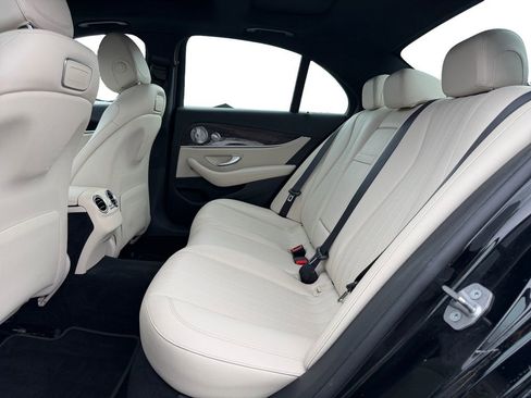 Used 2018 Mercedes-Benz E 300 image 16